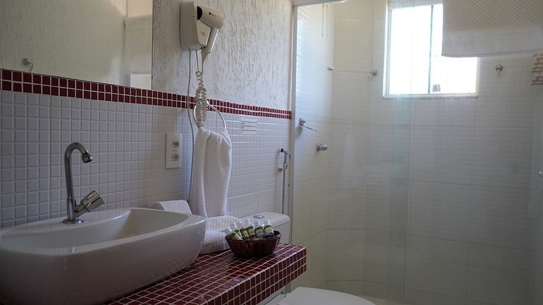 Suite triplo com sacada - 02
