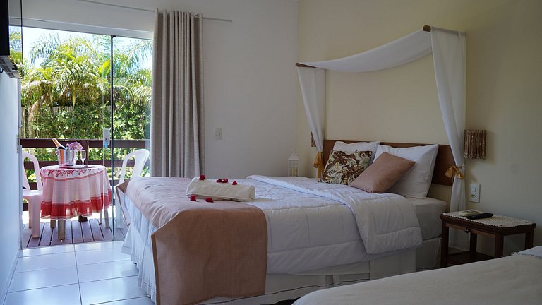 Triple suite with balcony - 02