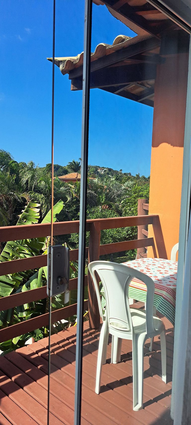 Suite triplo com sacada - 08